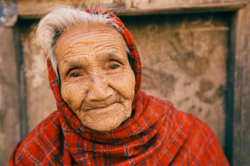 Consejos para una transición suave al mudarse a un hogar de ancianos