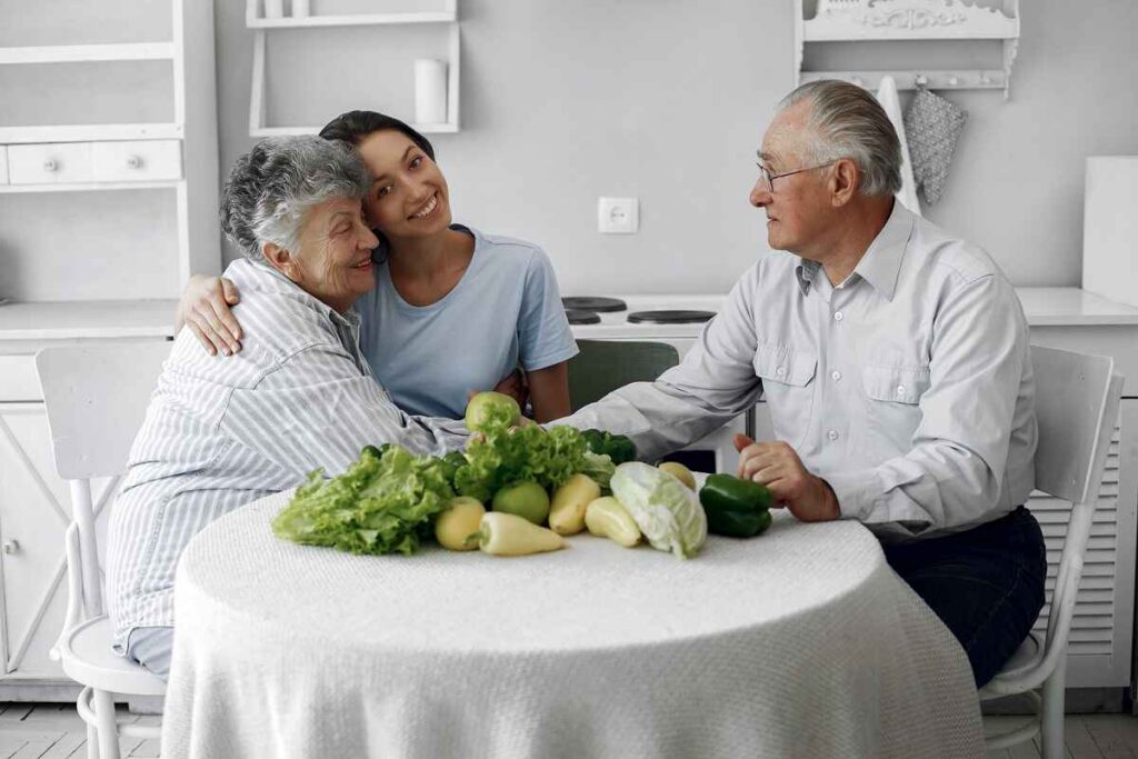 La importancia de la alimentación balanceada en la tercera edad